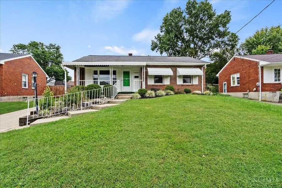 8536 Donegal Drive, Sycamore, OH 45236 - #2