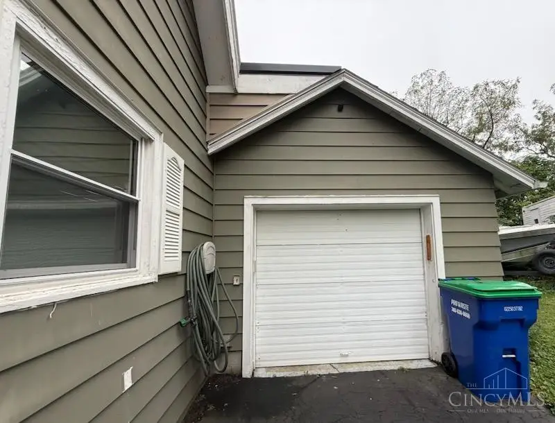 303 W Pleasant Street, Hillsboro, OH 45133 - #3
