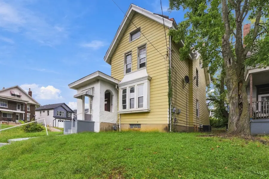 3144 Durrell Avenue, Cincinnati, OH 45207 - #3