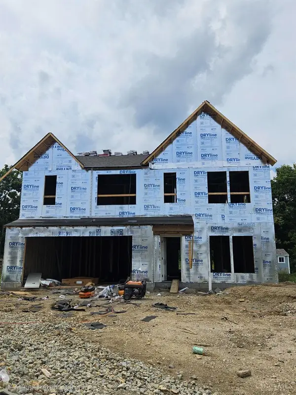 704 Deerhurst Drive, Vandalia, OH 45377
