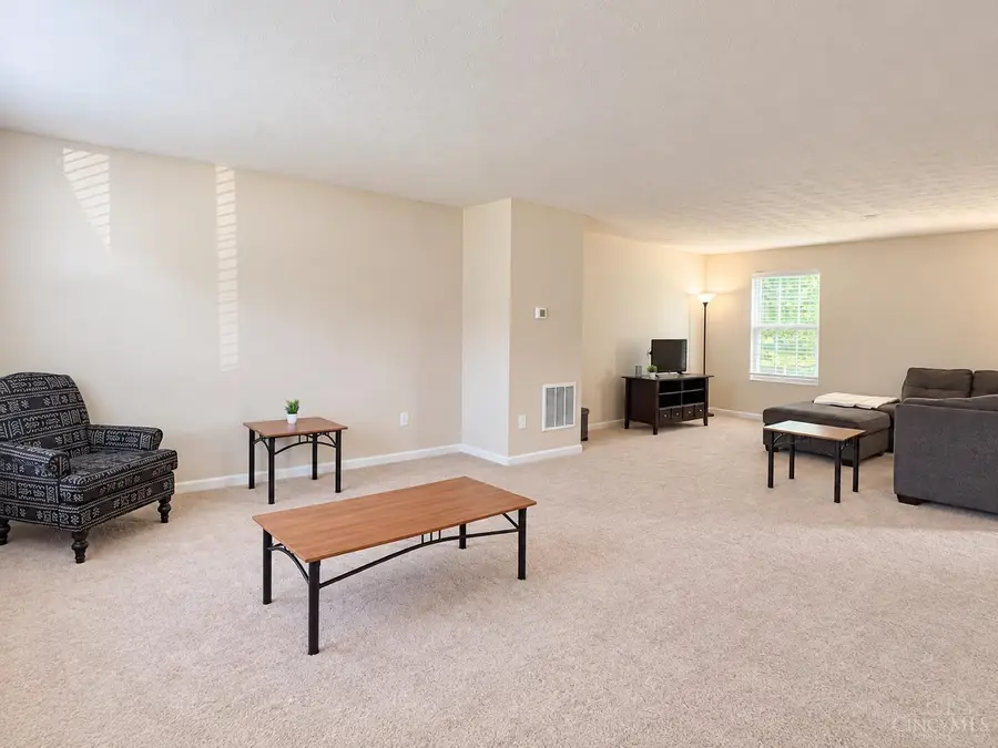 1504 Winwood Drive, Goshen, OH 45140 - #2