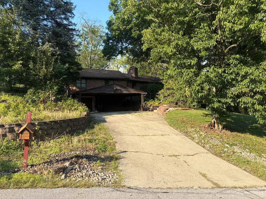 454 Beechtree Drive, Finneytown, OH 45224 - #2