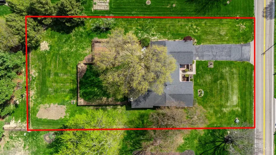 885 W Michaels Road, Tipp City, OH 45371 - #3
