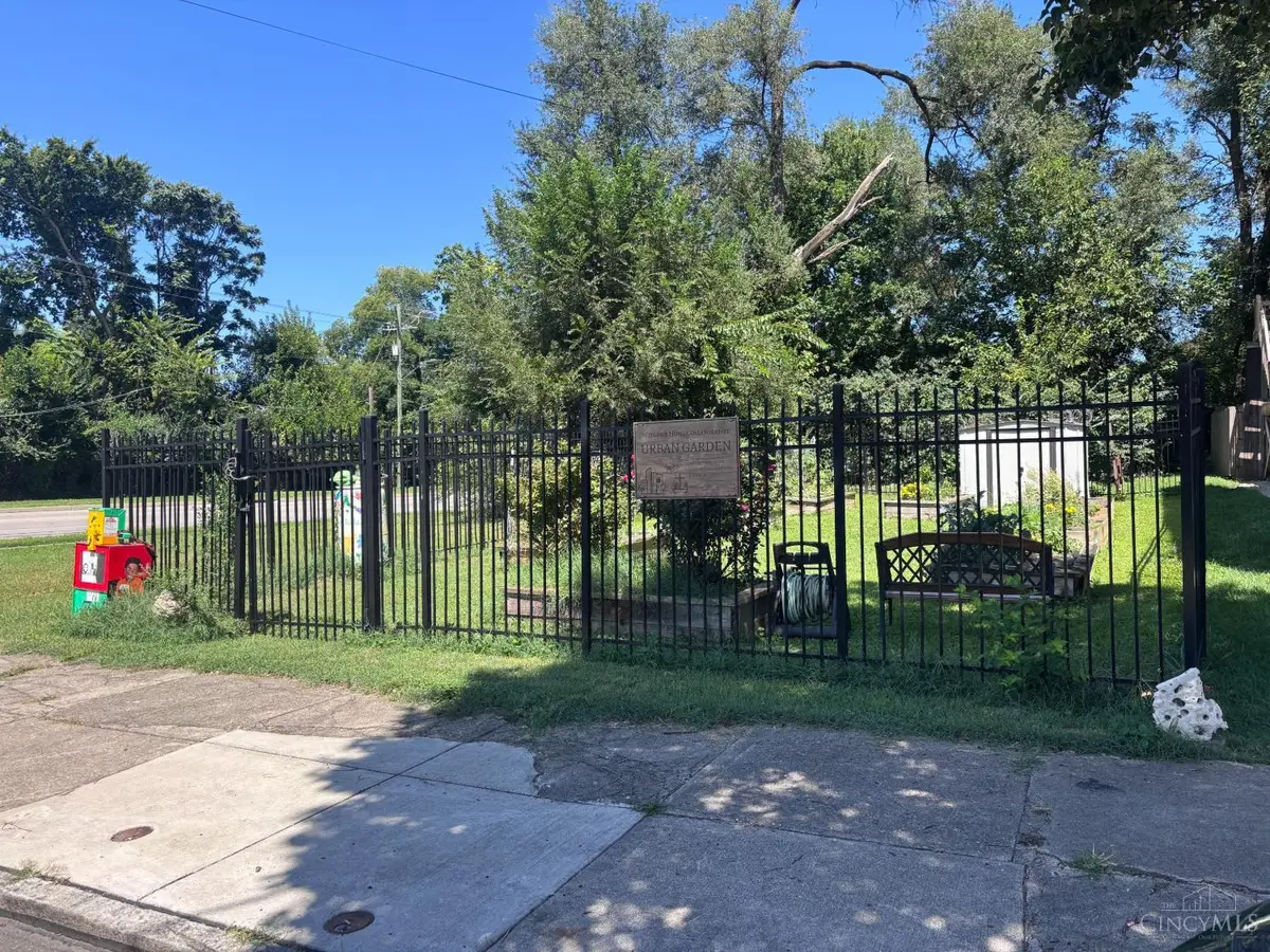 476 Dayton Street, Cincinnati, OH 45214 - #1