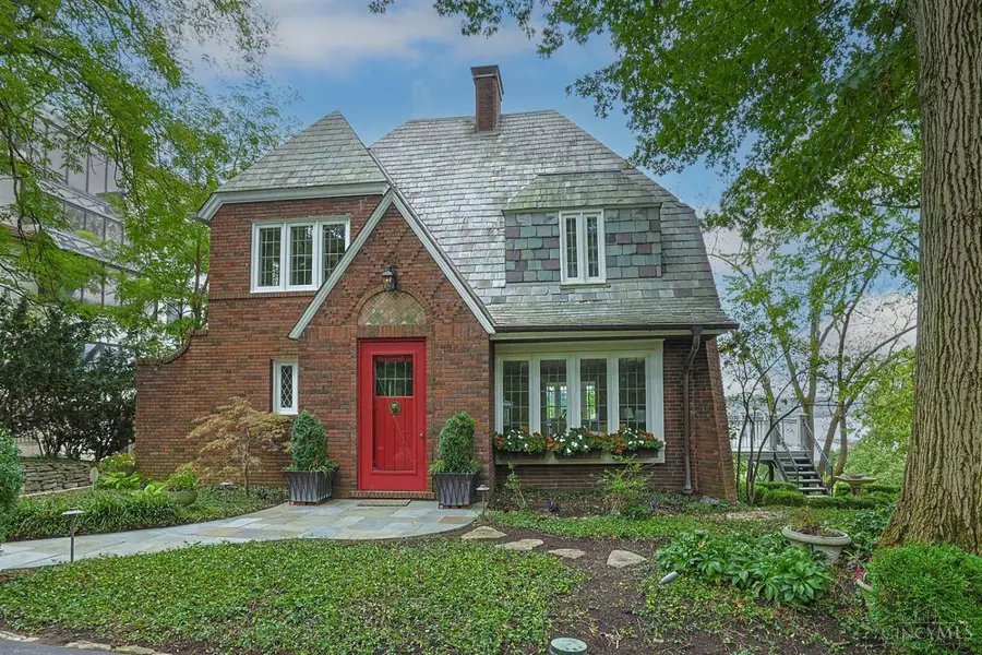 1771 E Mcmillan Street, Cincinnati, OH 45206 - #2