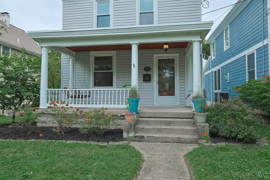 3736 Drake Avenue, Cincinnati, OH 45209 - #3