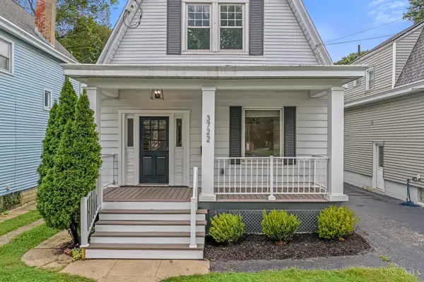 3722 Drake Avenue, Cincinnati, OH 45209