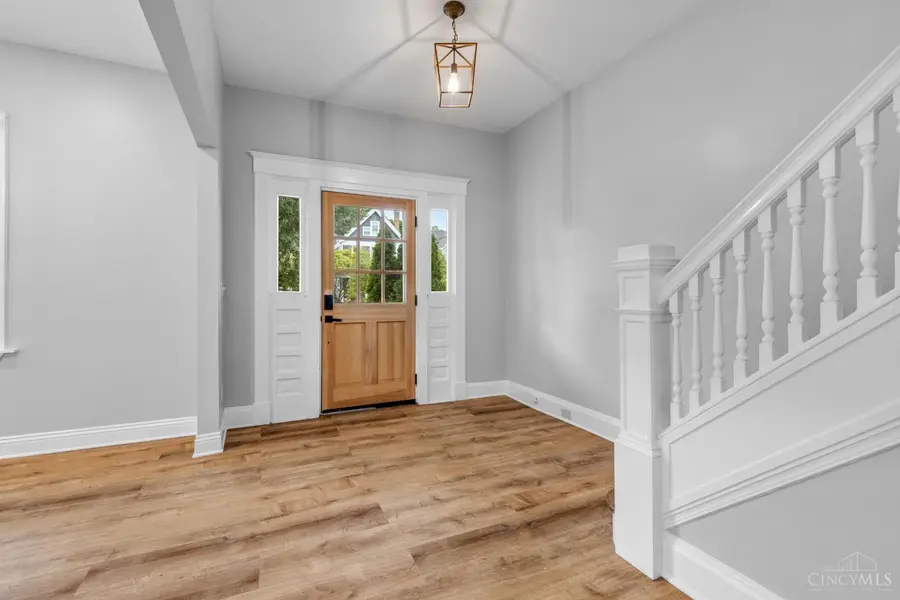 3722 Drake Avenue, Cincinnati, OH 45209 - #3