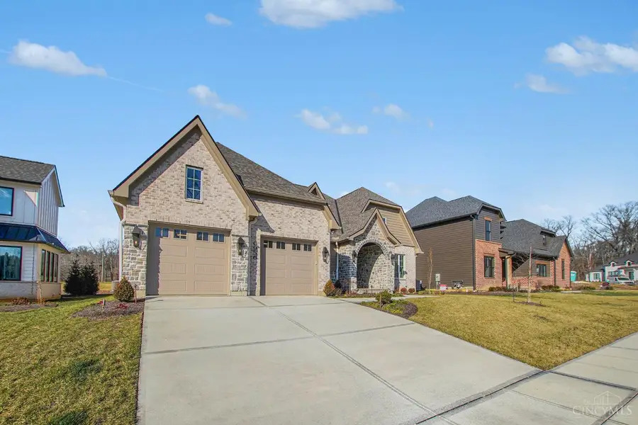 6956 Shadow Ridge Road, Anderson, OH 45230 - #3