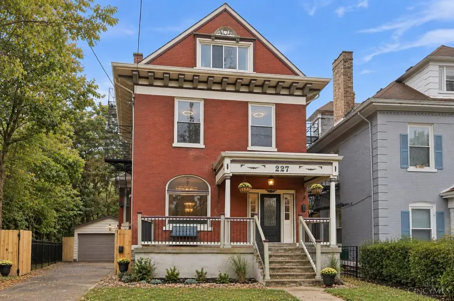 227 Forest Avenue, Cincinnati, OH 45229 - #2
