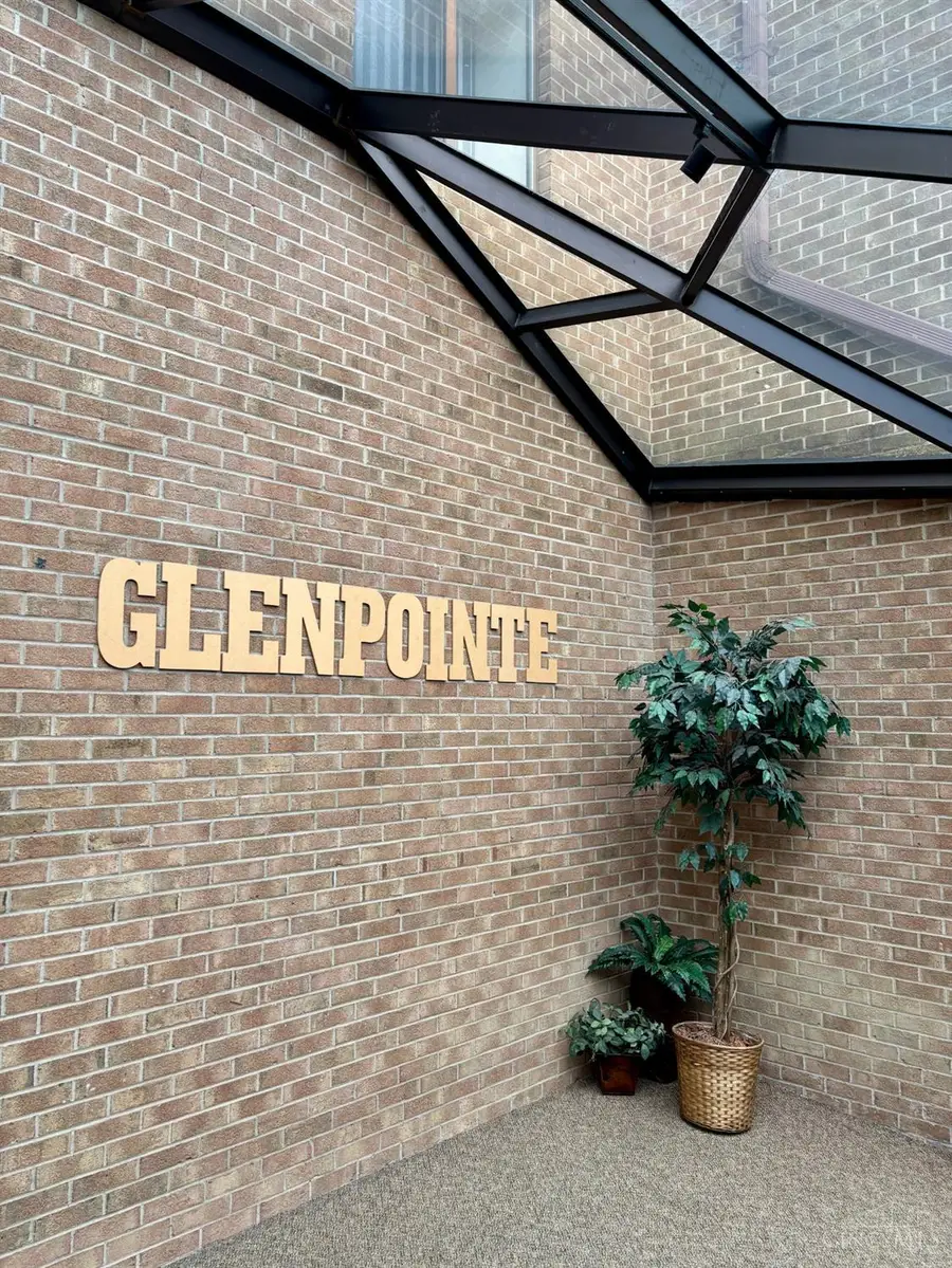 3004 Glenmore Avenue #204, Cincinnati, OH 45238 - #2