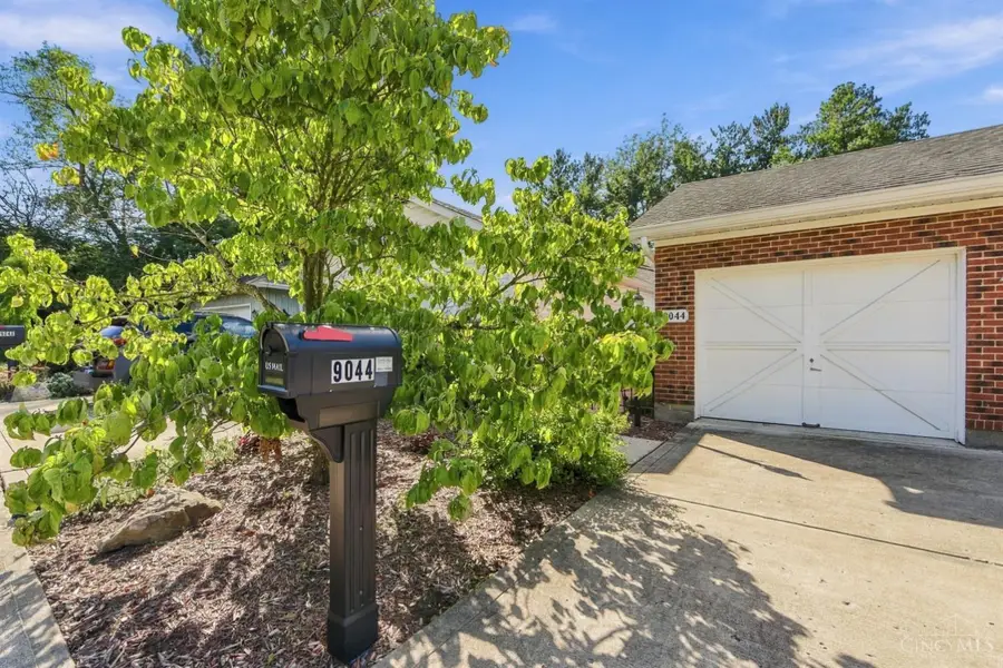 9044 Winton Road, Springfield, OH 45231 - #2