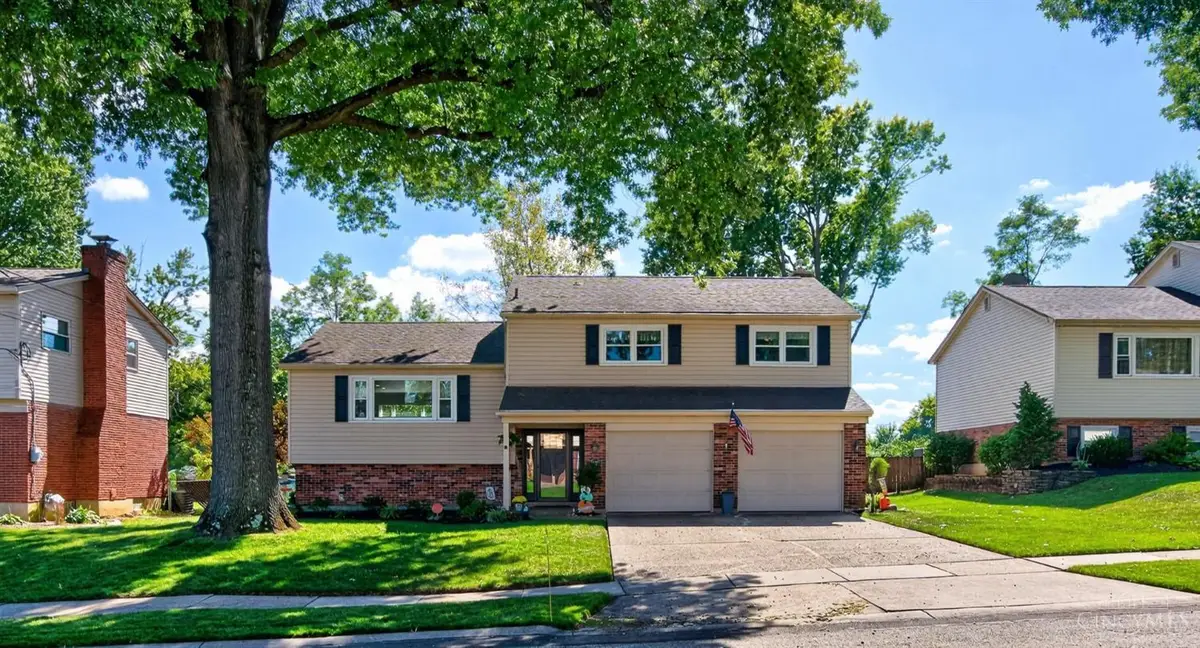 5525 Stokeswood Ct, Delhi, OH 45238 - #1