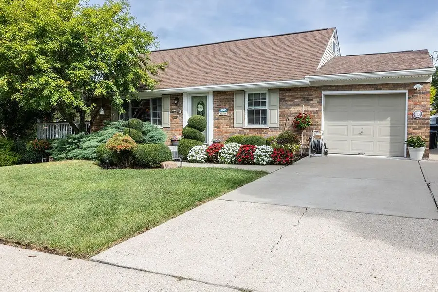 5678 Hollowview Court, Delhi, OH 45233 - #3