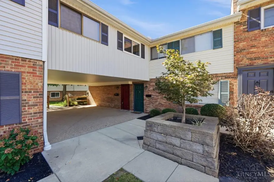 7752 Montgomery Road #14, Sycamore, OH 45236 - #2