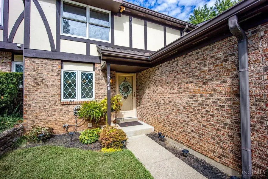 6128 Cleves Warsaw Pike, Delhi, OH 45233 - #3
