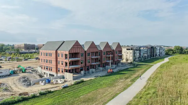 4220 Park Place Circle #203, Blue Ash, OH 45242