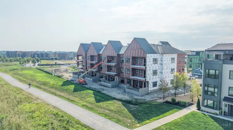 4220 Park Place Circle #203, Blue Ash, OH 45242 - #3