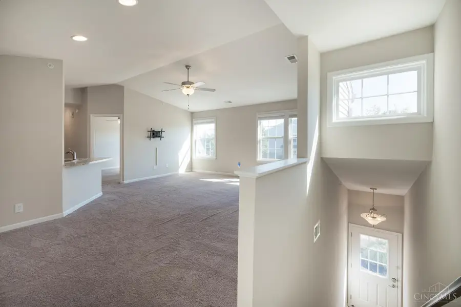 456 Heritage Square, Harrison, OH 45030 - #3