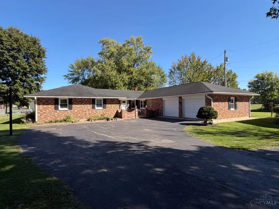 300 Park Avenue, Lynchburg, OH 45142 - #2