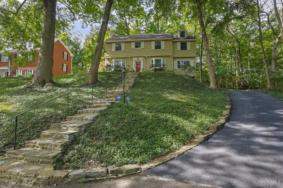 14 Sylvan Lane, Wyoming, OH 45215 - #2