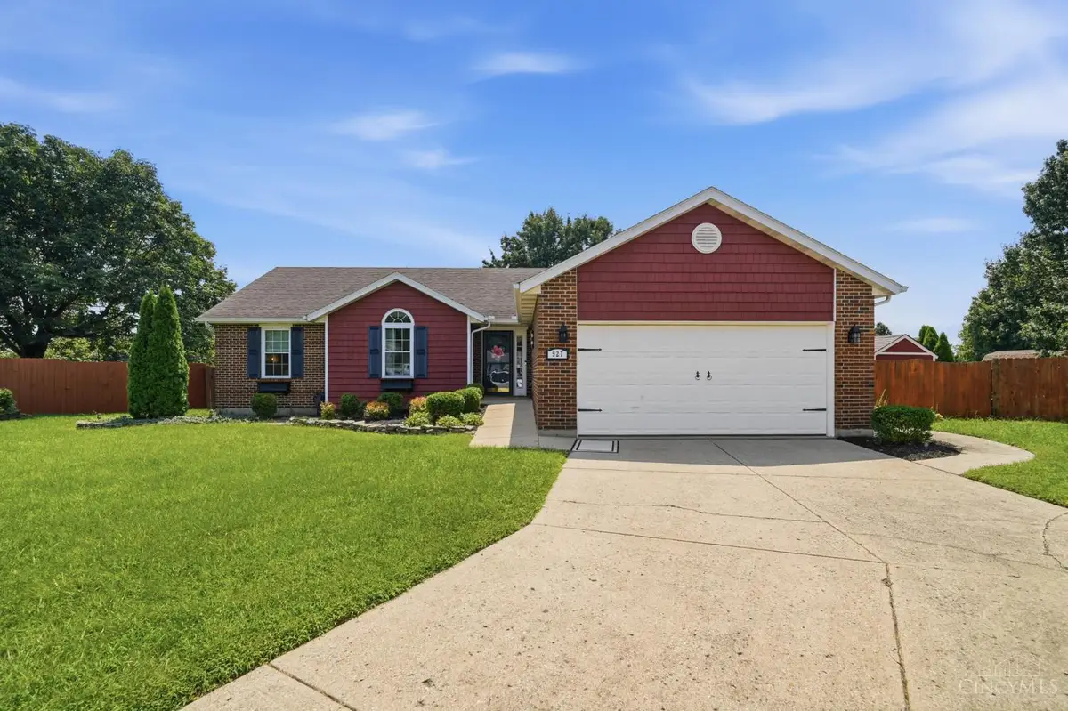 927 Golden Meadows Court, Trenton, OH 45050 - #1