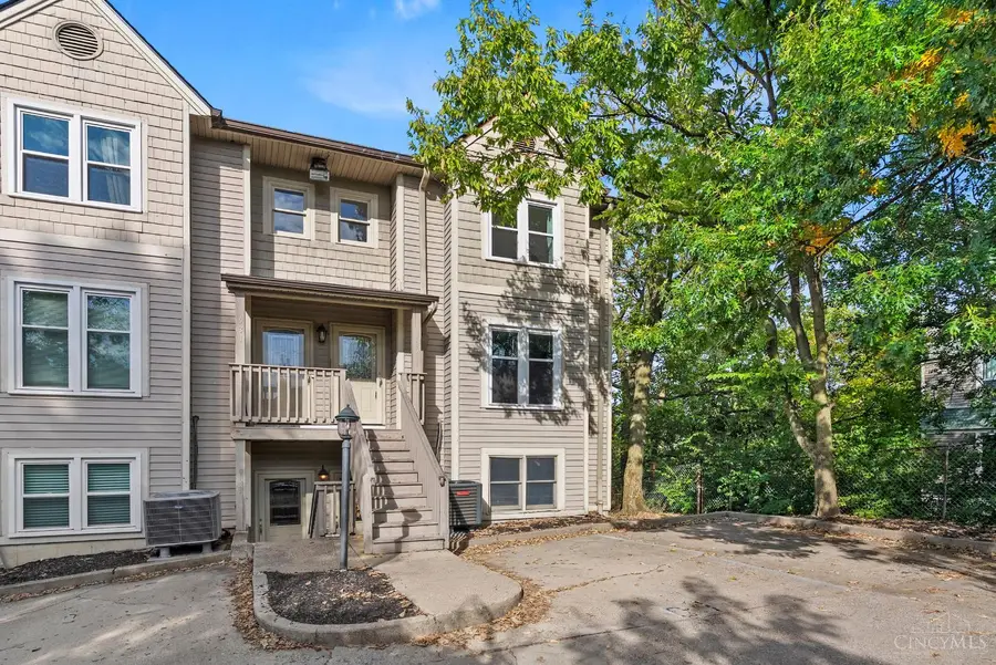 927 Auburnview Drive, Cincinnati, OH 45206 - #2