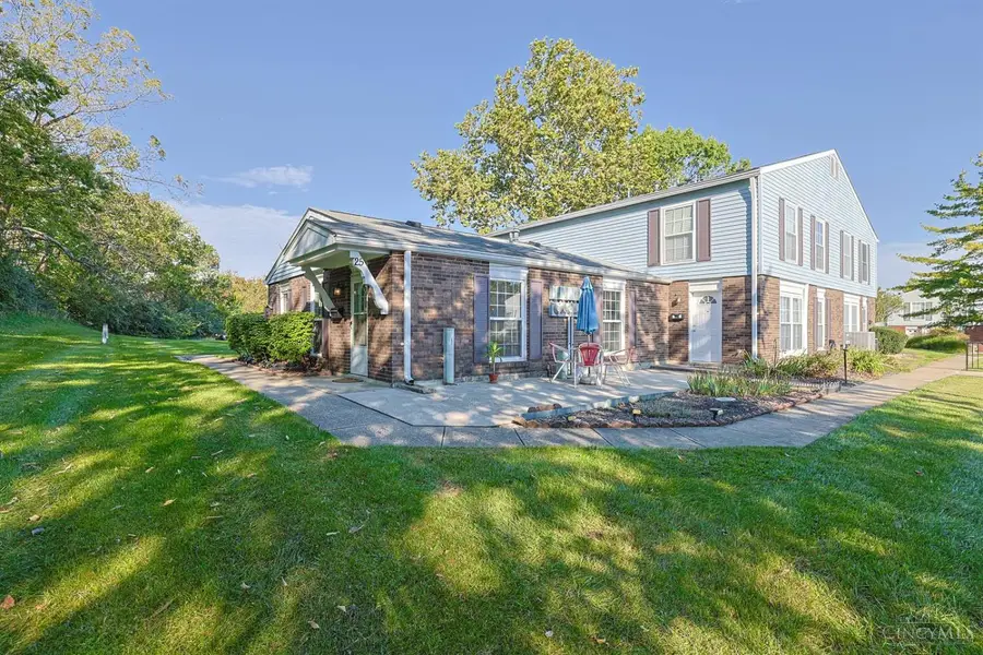 25 Moonbeam Court, Fairfield, OH 45014 - #2