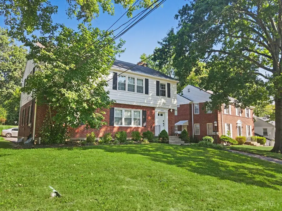 5694 Euclid Road, Kenwood, OH 45236 - #2