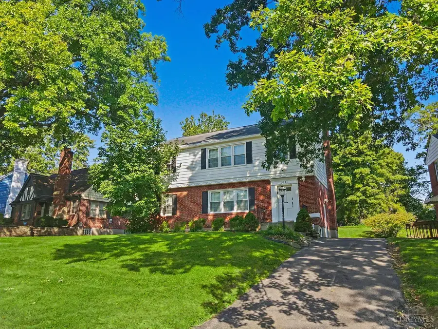 5694 Euclid Road, Kenwood, OH 45236 - #3