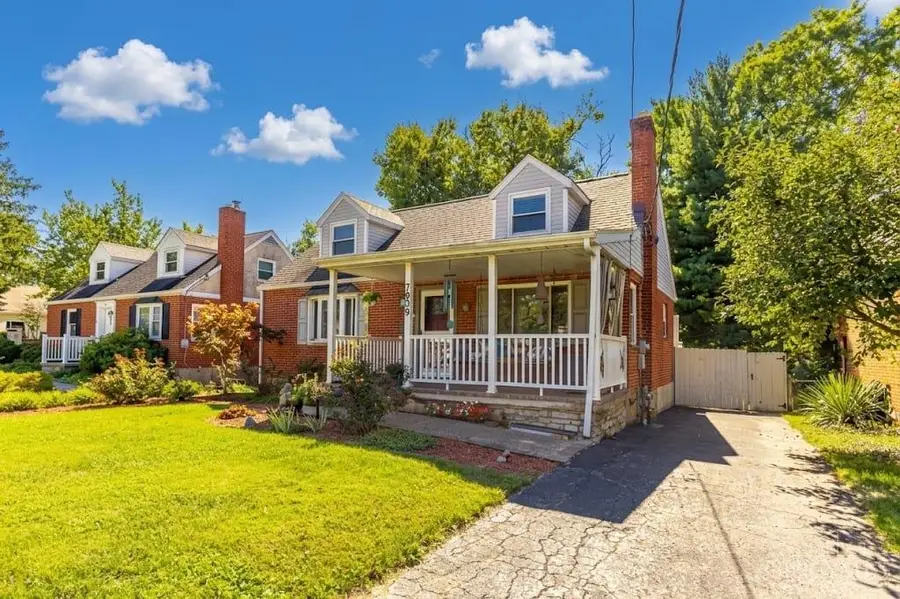 7909 Dee Street, Madeira, OH 45243 - #3
