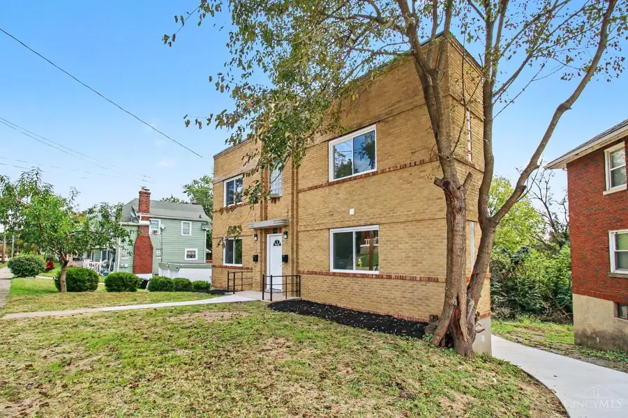 2558 Orland, Cincinnati, OH 45211 - #2