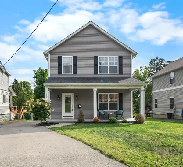 3647 Woodford Road, Cincinnati, OH 45213