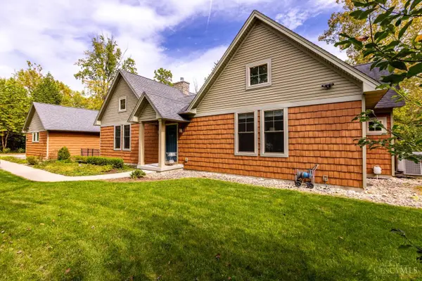5286 Hillcrest Drive, Oxford, OH 45056