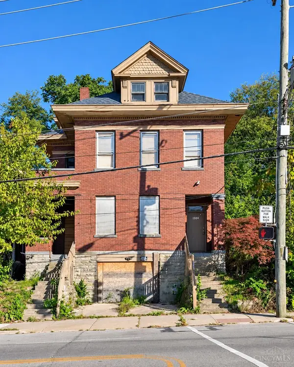 3474 Harvey Avenue, Cincinnati, OH 45229