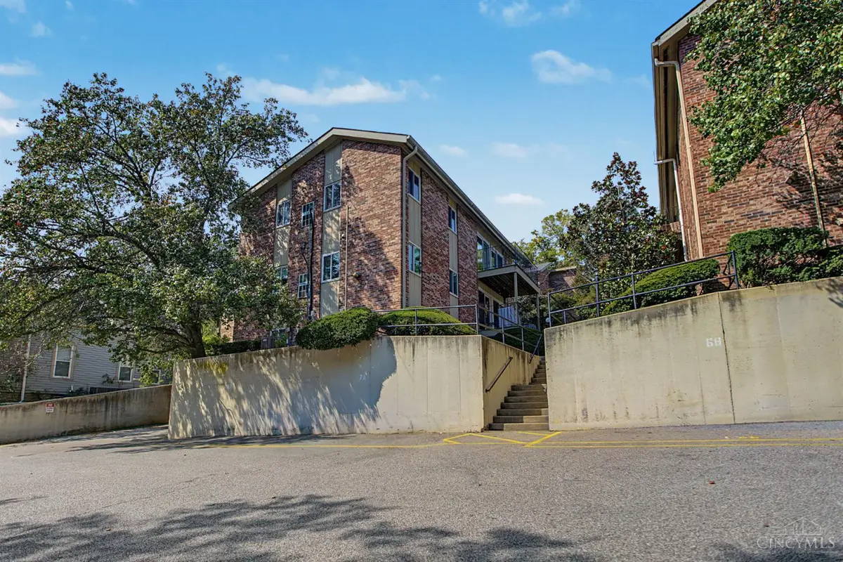 801 Delta Avenue #4, Cincinnati, OH 45226 - #1