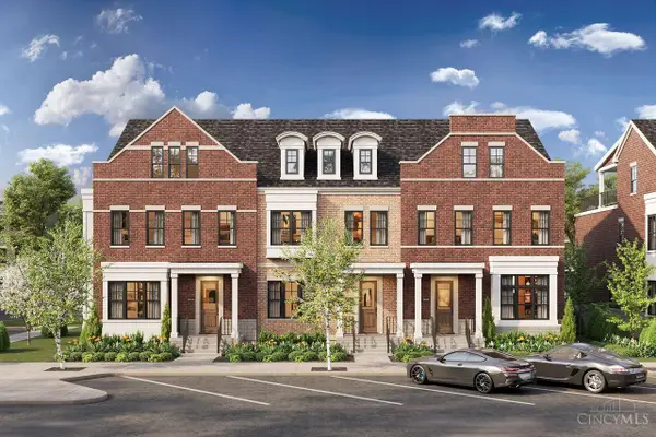 1033 Vintage Club Drive, Montgomery, OH 45249