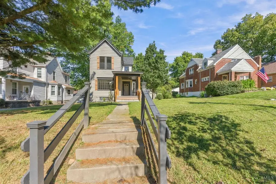 3020 Daytona Avenue, Cincinnati, OH 45211 - #3