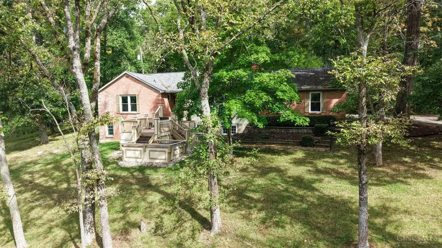3304 Wagner Road, Pierce, OH 45245 - #2
