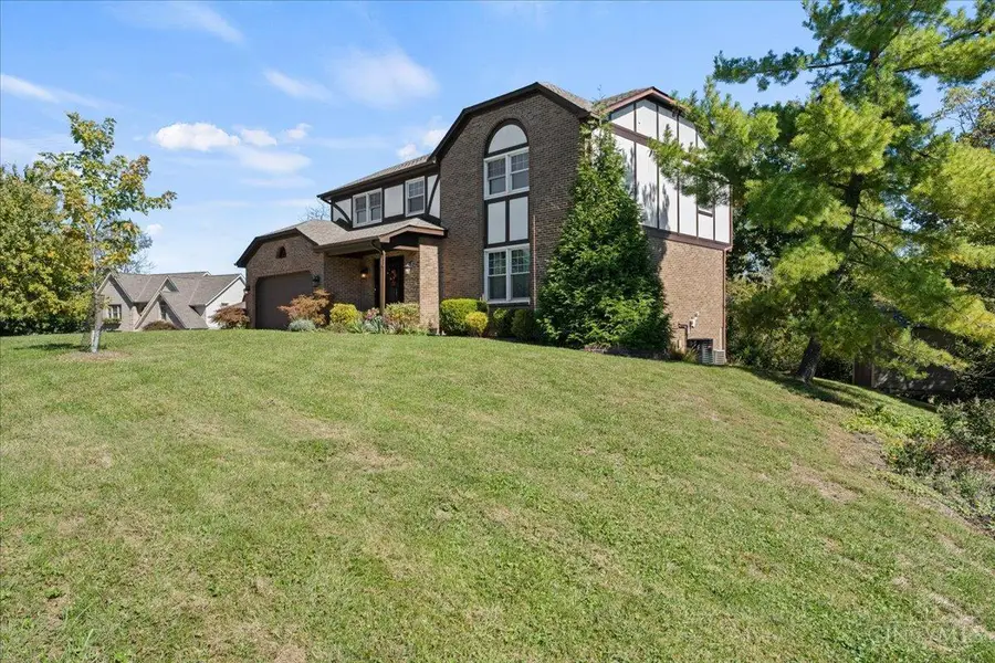 3834 Foxtail Lane, Cincinnati, OH 45248 - #3