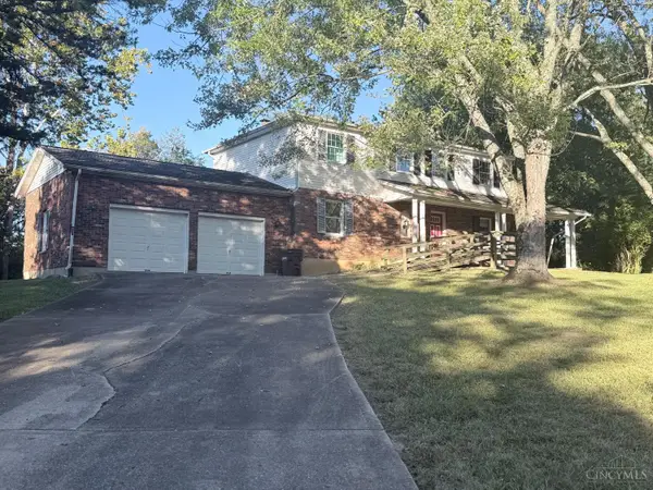 2476 Country Place, Ohio Twp, OH 45157