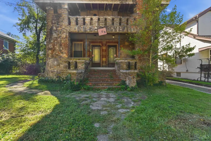 409 Probasco Street, Cincinnati, OH 45220 - #3