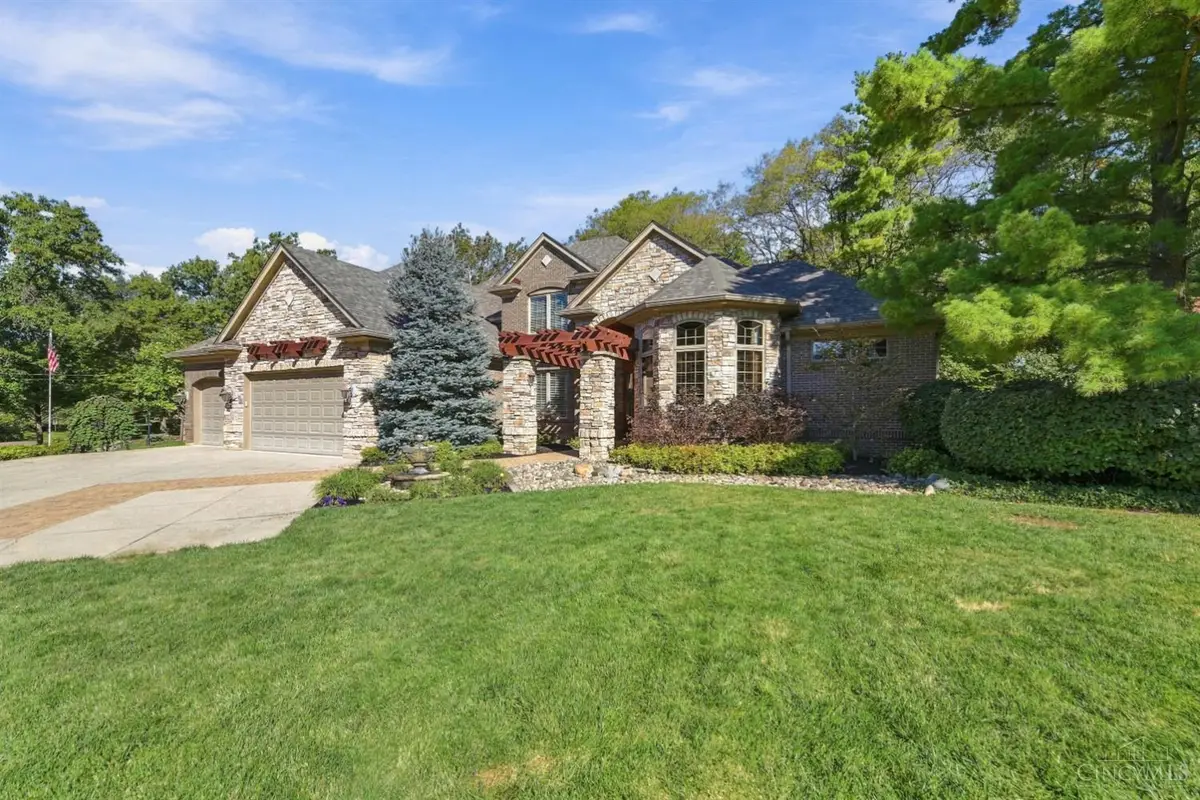 7096 Hollywood Drive, West Chester, OH 45069 - #1
