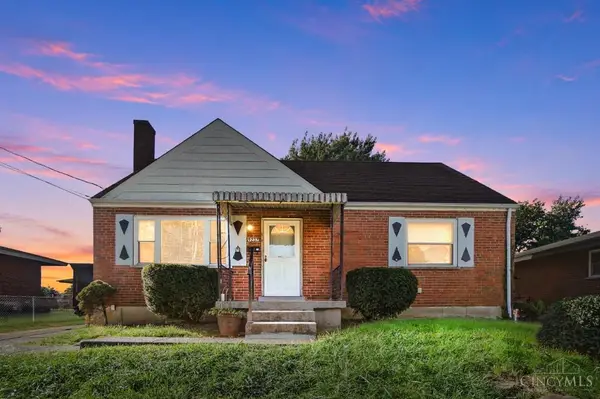 9237 Orangewood Drive, Cincinnati, OH 45231