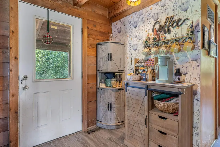 542 S Waynesville Road, Oregonia, OH 45054 - #3