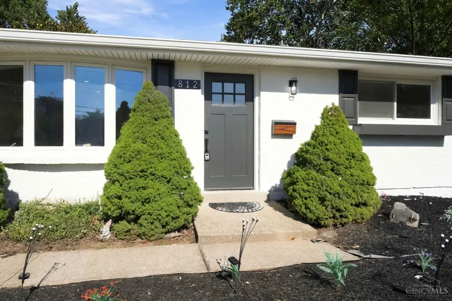 812 Yorkhaven Road, Springdale, OH 45240 - #2