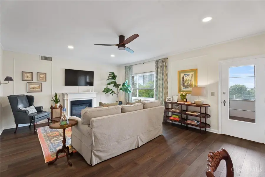 2109 Luray Avenue #5, Cincinnati, OH 45206 - #2