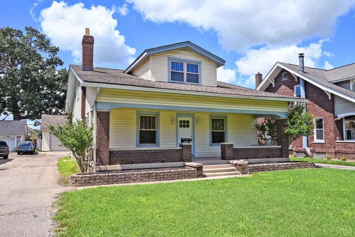 3209 Pleasant Avenue, Hamilton, OH 45015 - #1