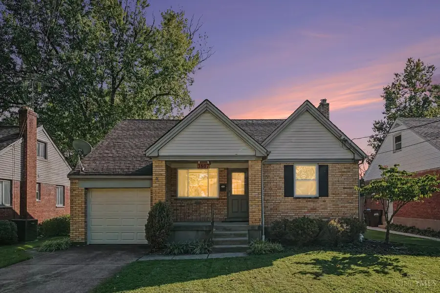 3807 Gatewood Lane, Silverton, OH 45236 - #2