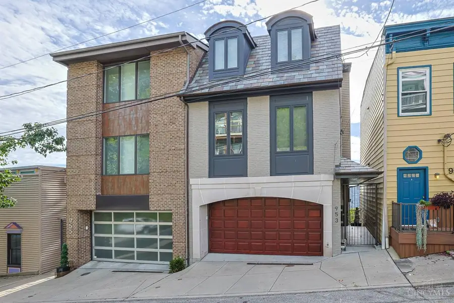 953 Hill Street, Cincinnati, OH 45202 - #2